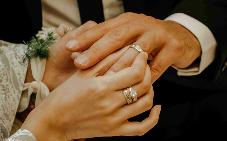 couple-exchanging-wedding-rings